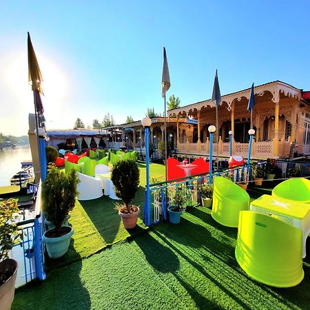 Aziz Palace Group Of Houseboats Srīnagar エクステリア 写真