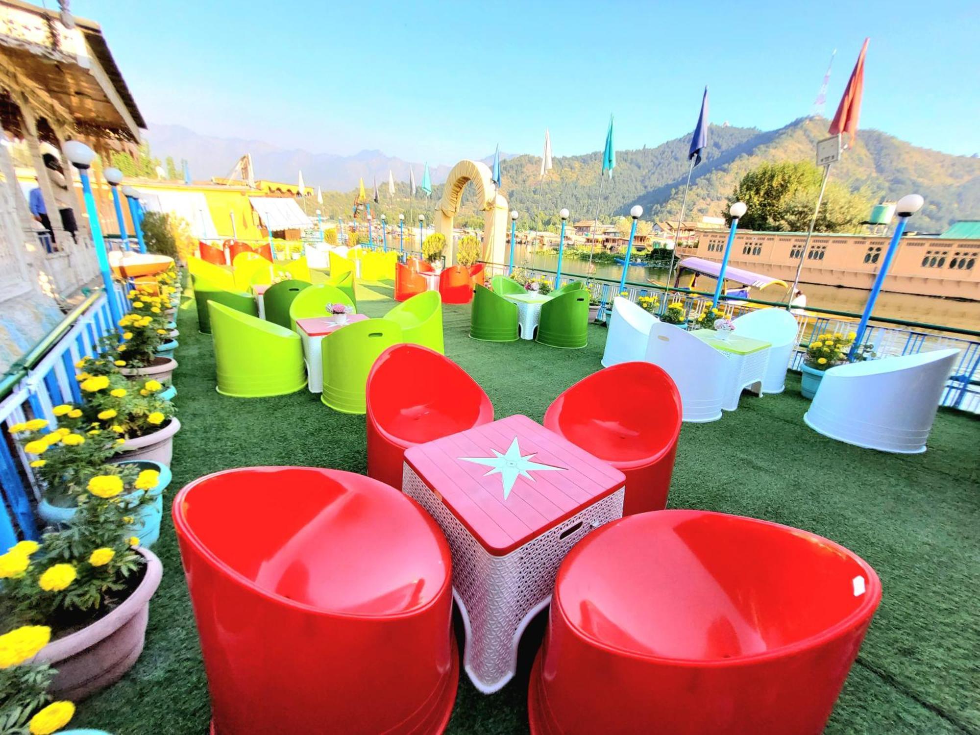 Aziz Palace Group Of Houseboats Srīnagar エクステリア 写真