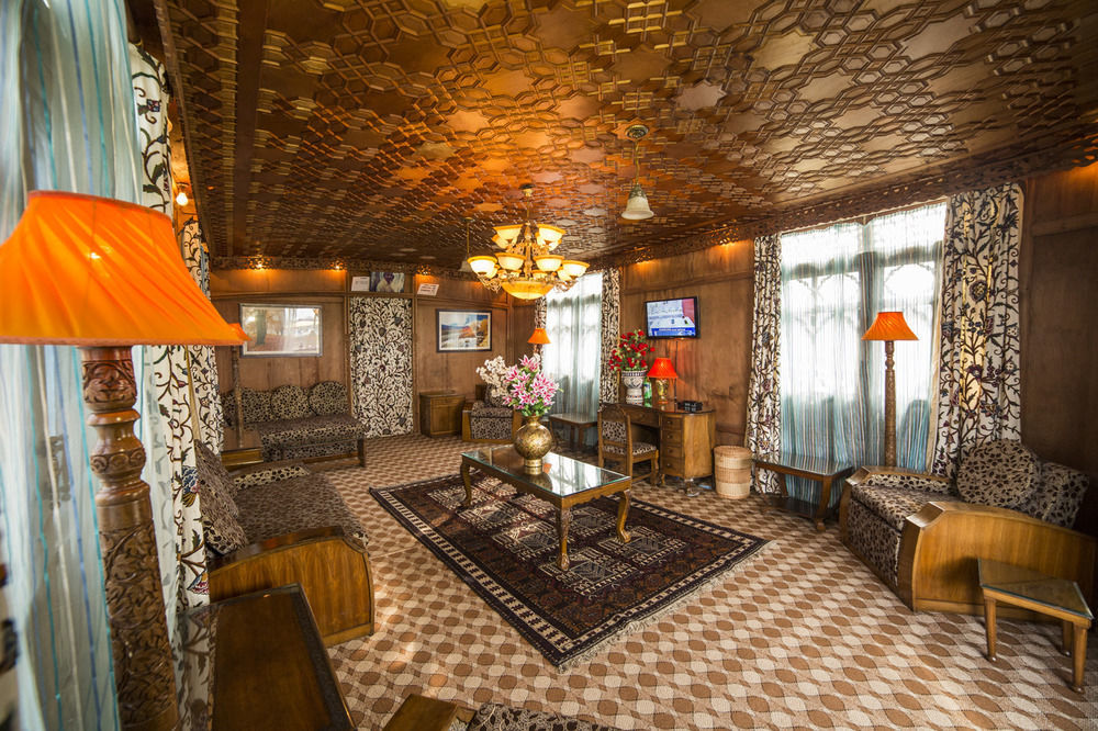 Aziz Palace Group Of Houseboats Srīnagar エクステリア 写真